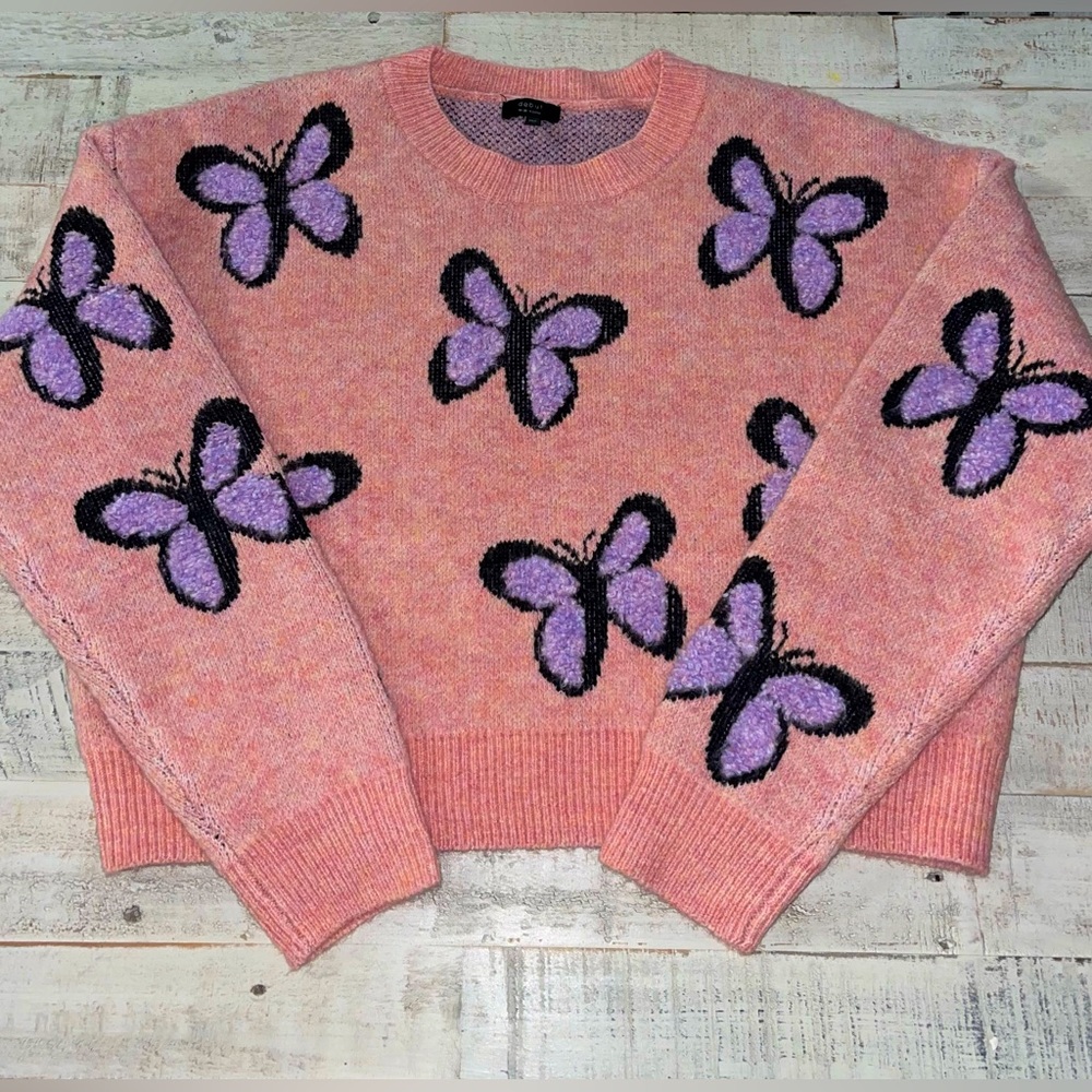 Debut Cropped Sweater